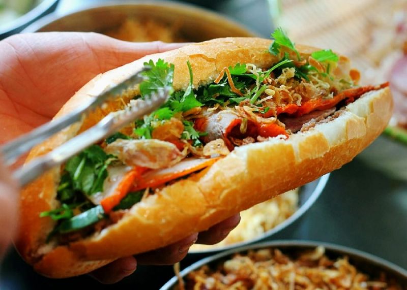 Top những món ăn bạn phải thử khi du lịch tại Việt Nam 